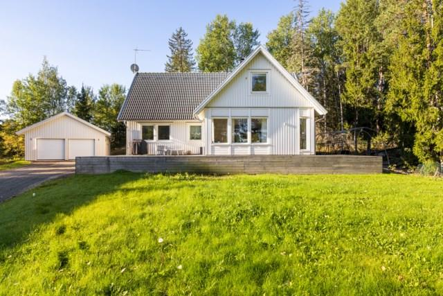 CBILD5MEJB0RLR6M3J945