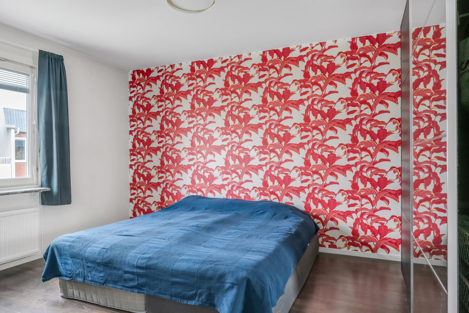 CBILD5MI2EN1JV2T0OIUR