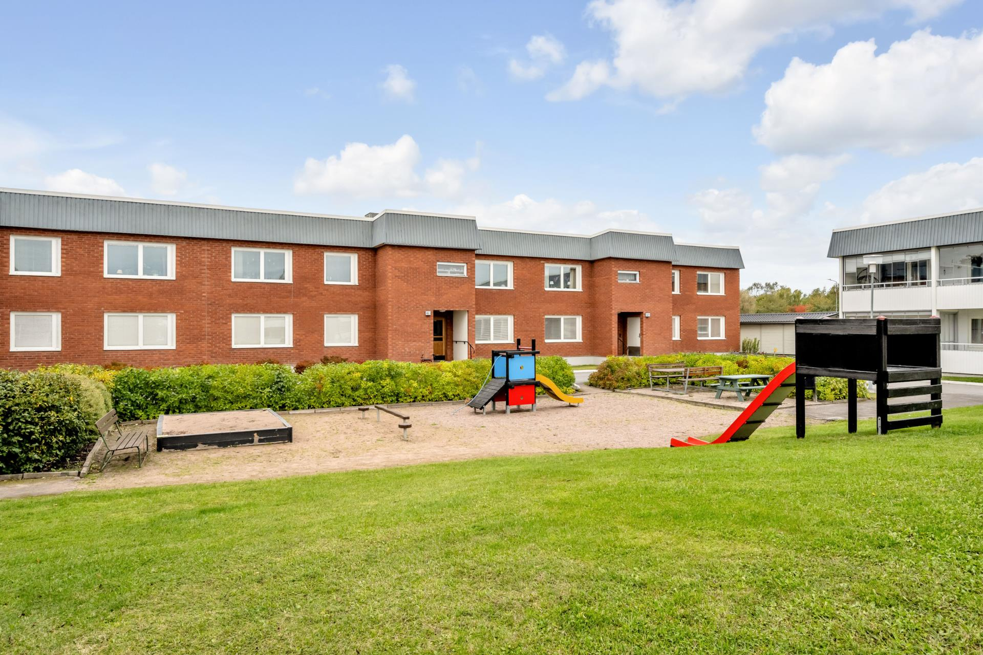 CBILD5MI2EN1KV2T0OIVL