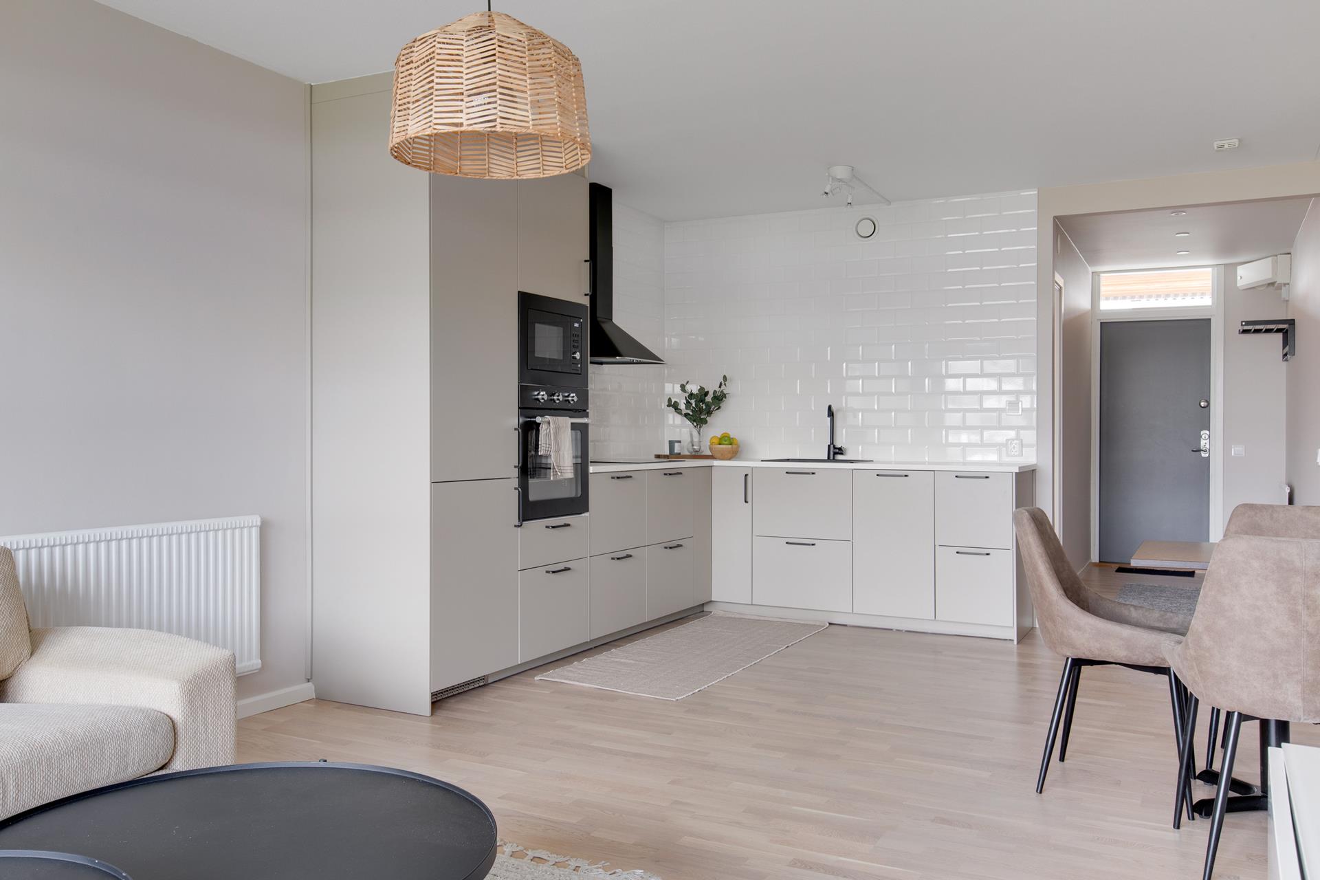 CBILD5D73LHHF5UTGQ148