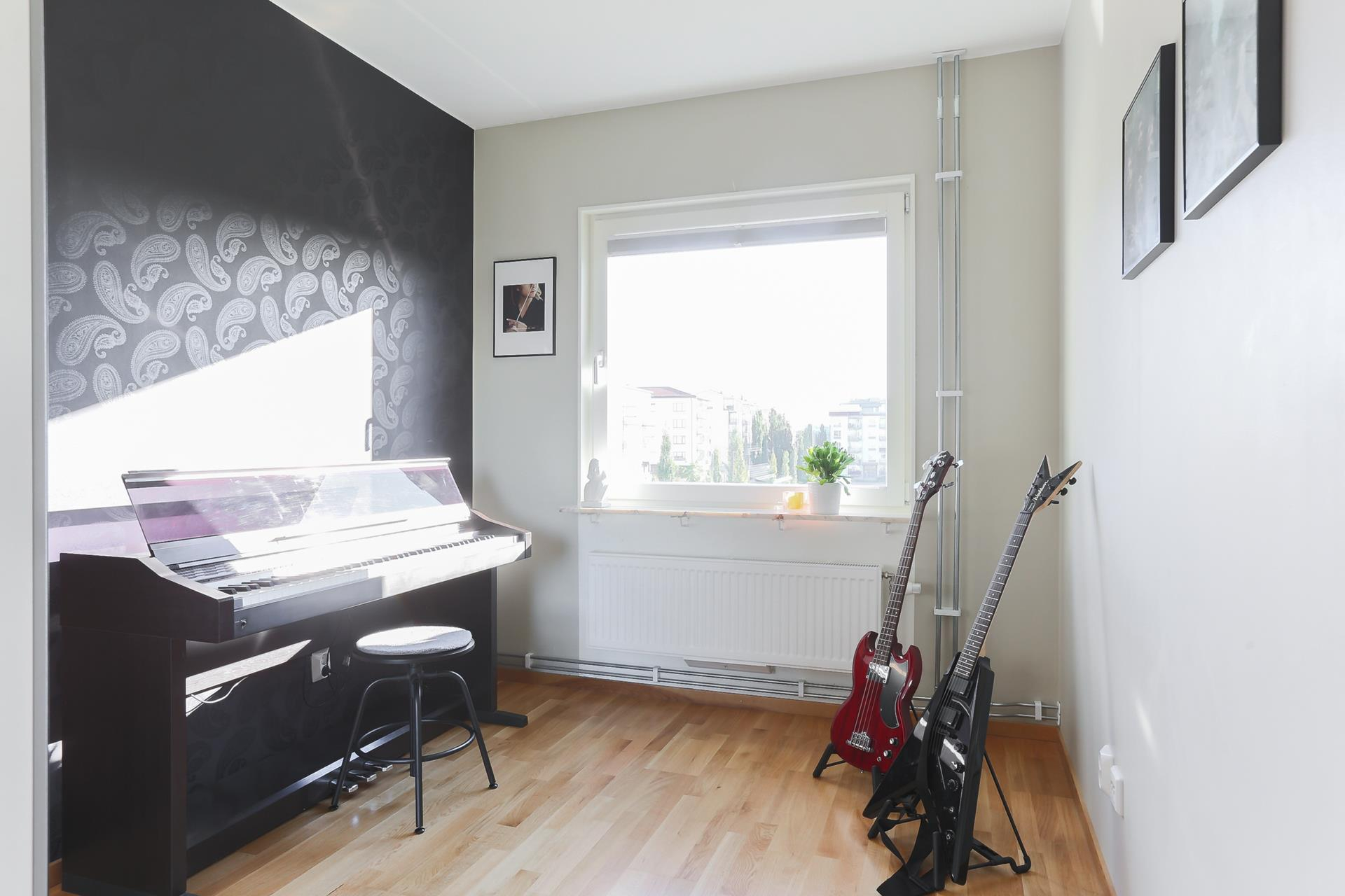 CBILD52JIP4LHT7QQ4C5G