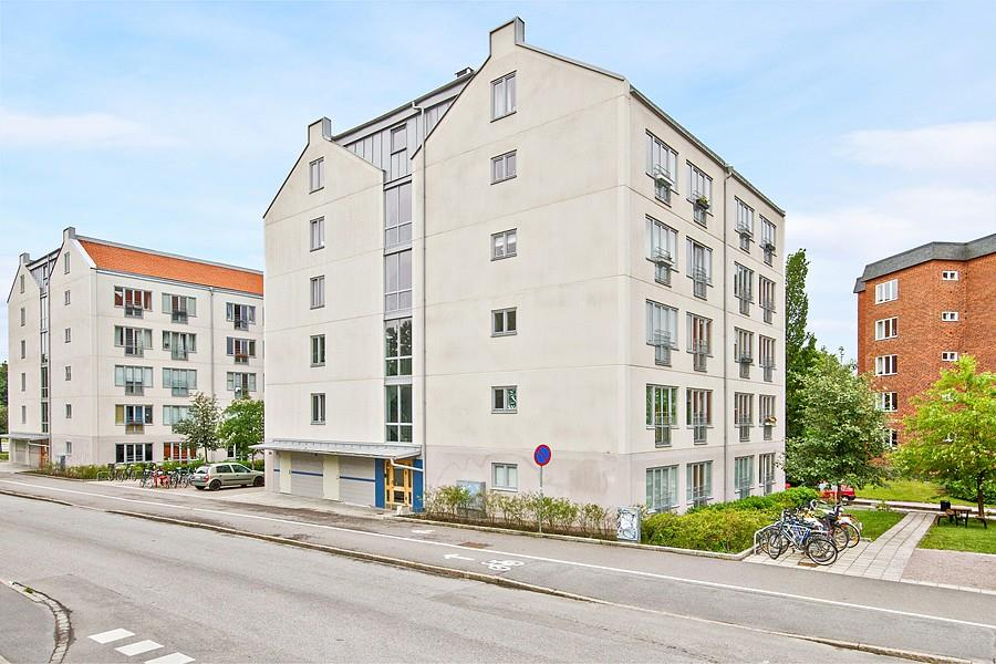 CBILD492C4UVDR0MC0MEK