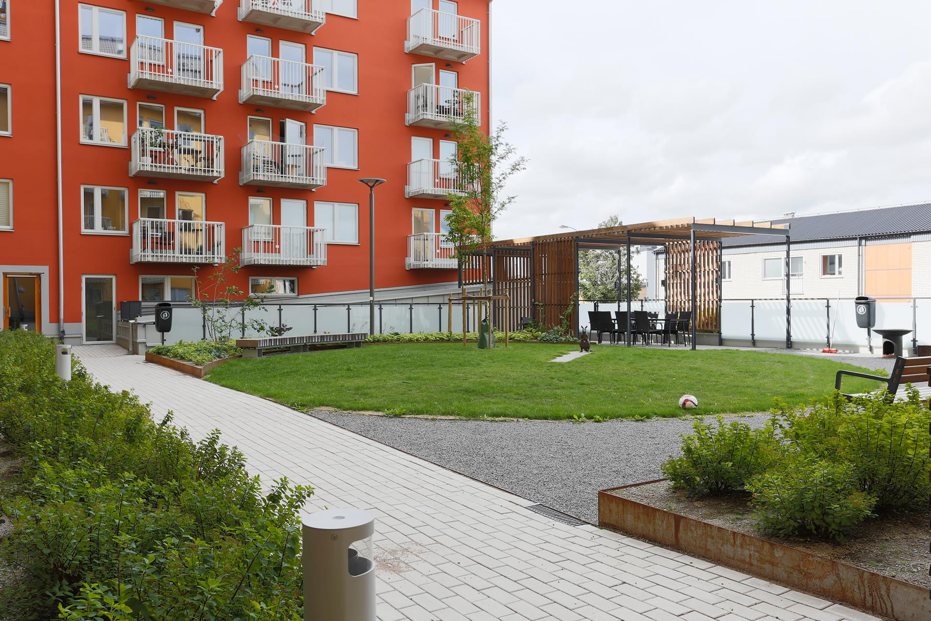 CBILD4QKLFAPIEEQ8MS7Q