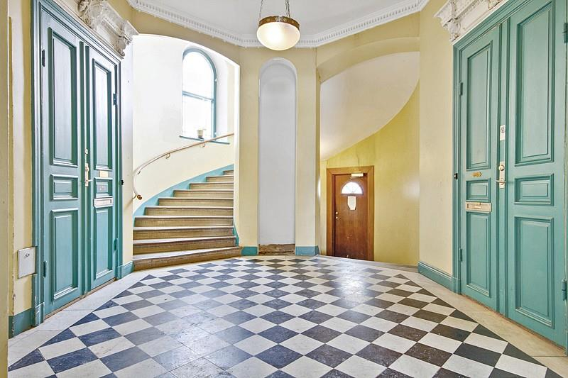 CBILD44TBM87QF7N03LOS