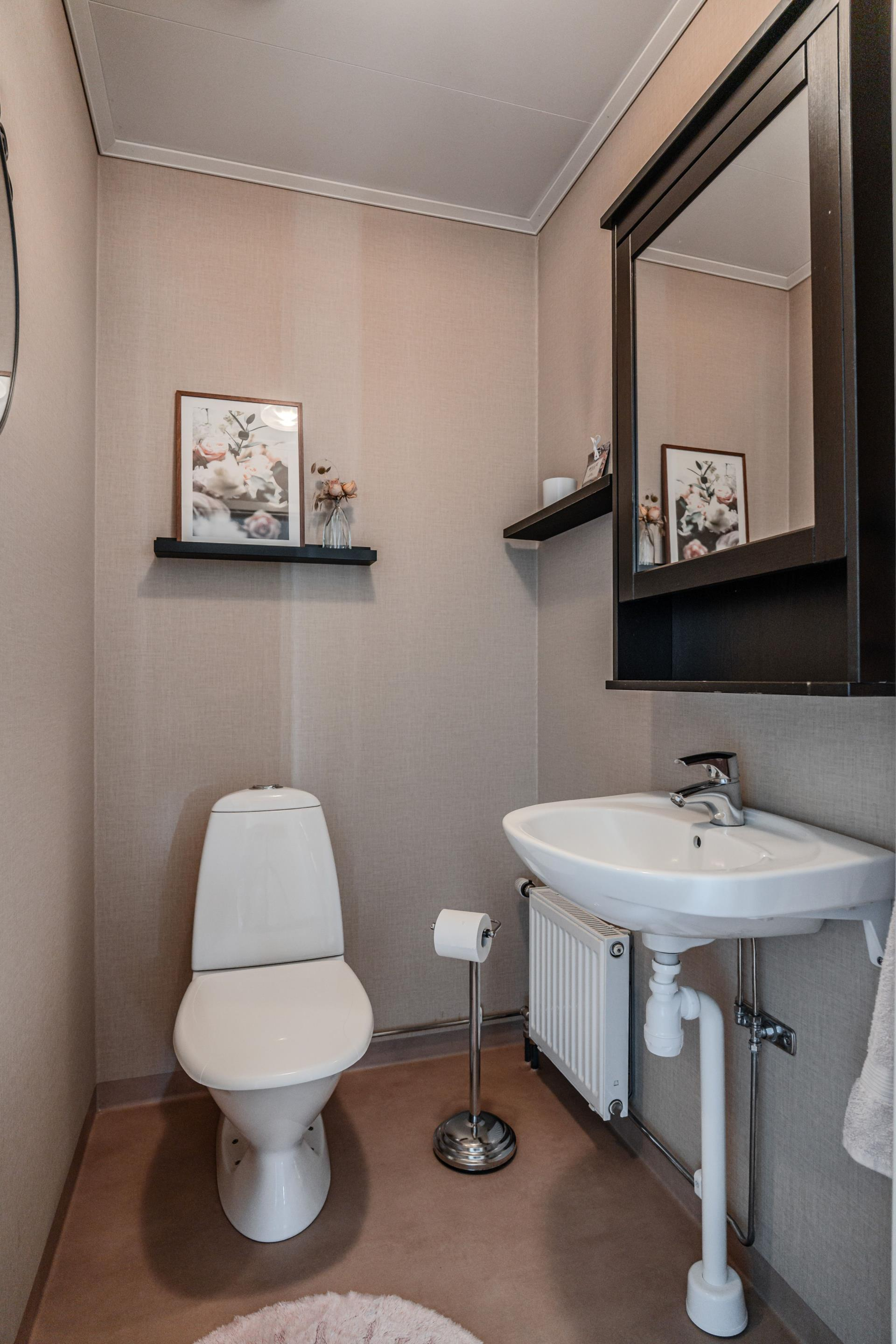 CBILD5O9C07LFR4HG9MHV