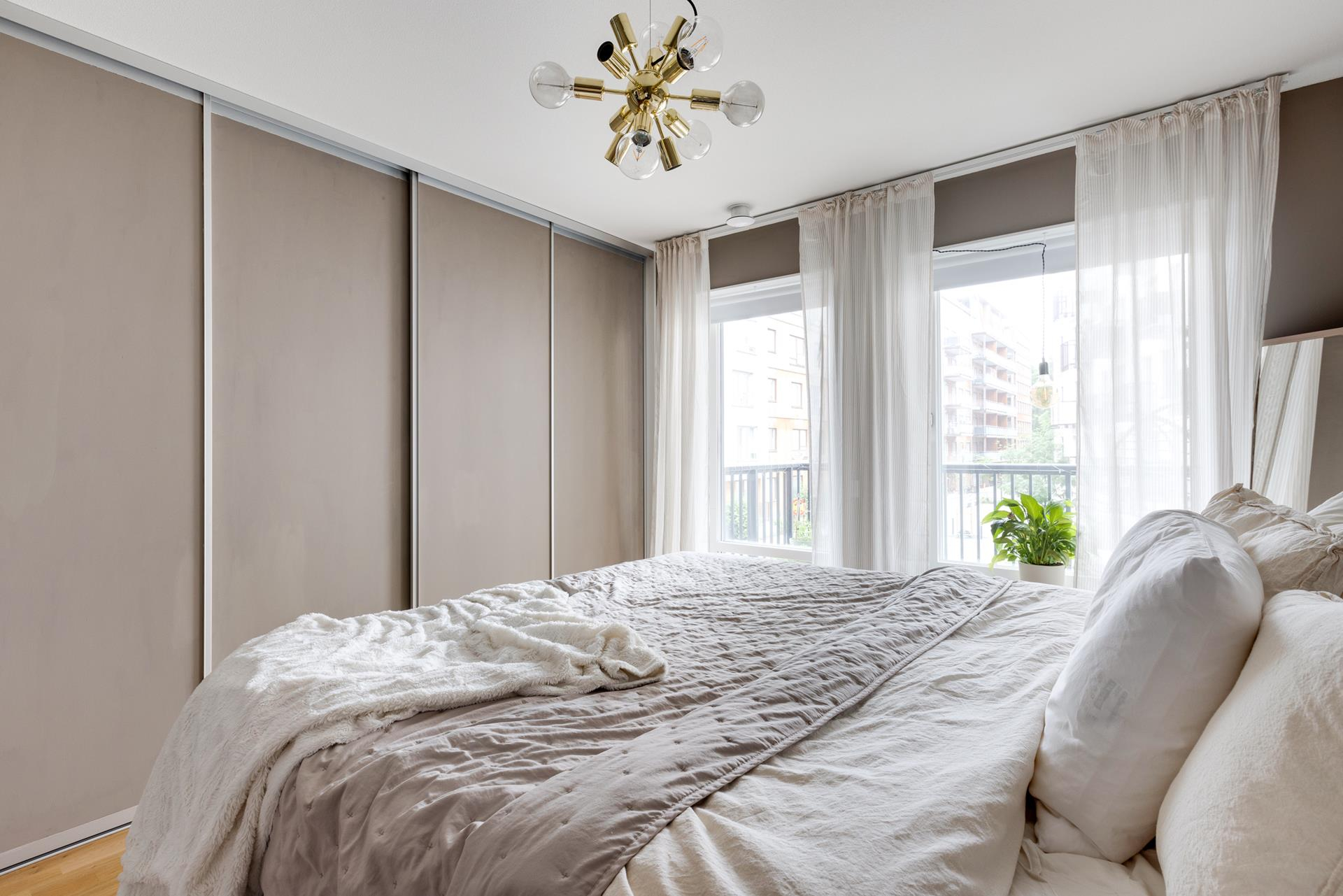 CBILD5LN2334DB94FGRHE