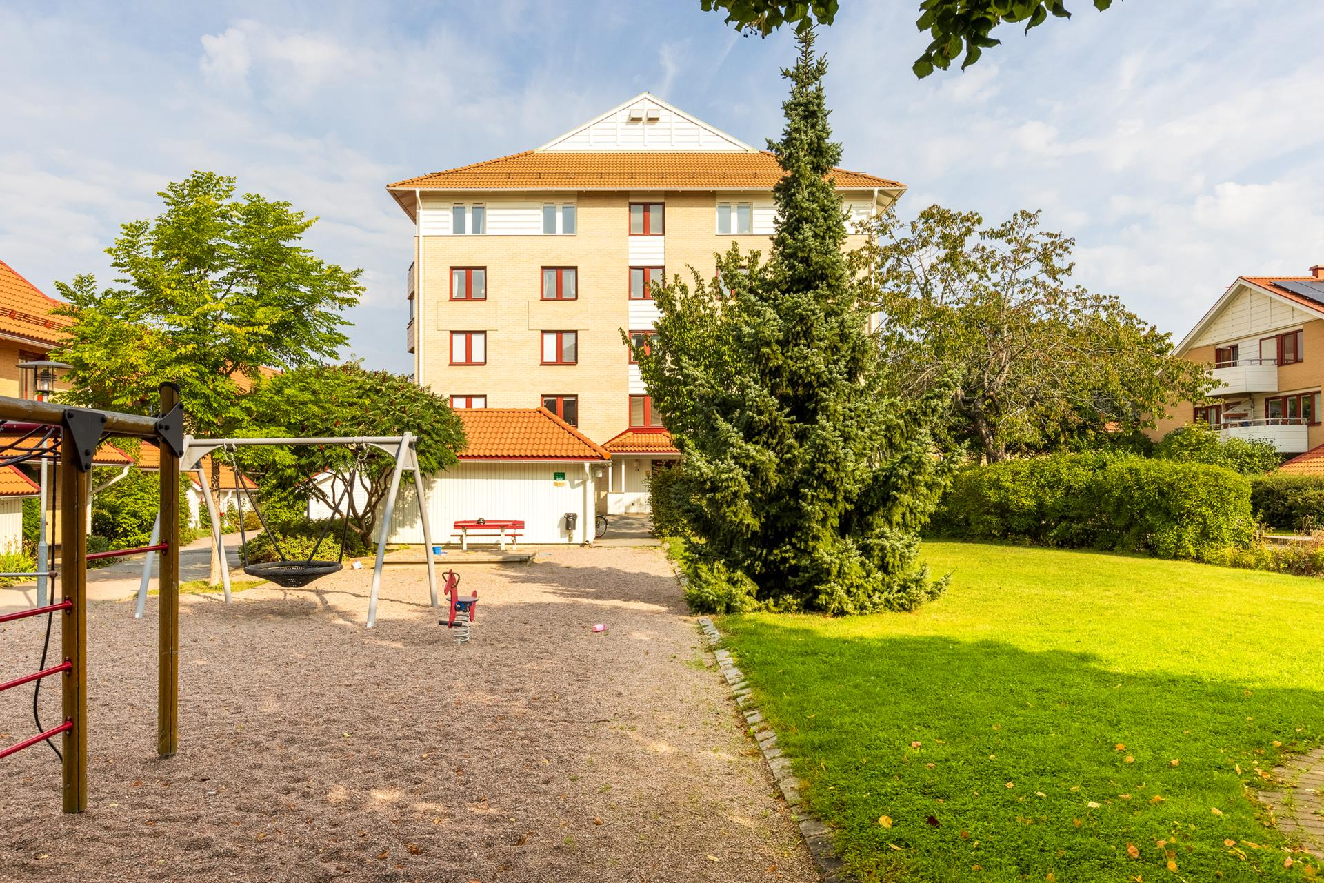 CBILD5MAB2RE9QFHUKMTI